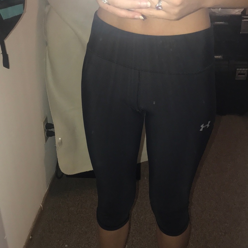 Under armour capris leggings